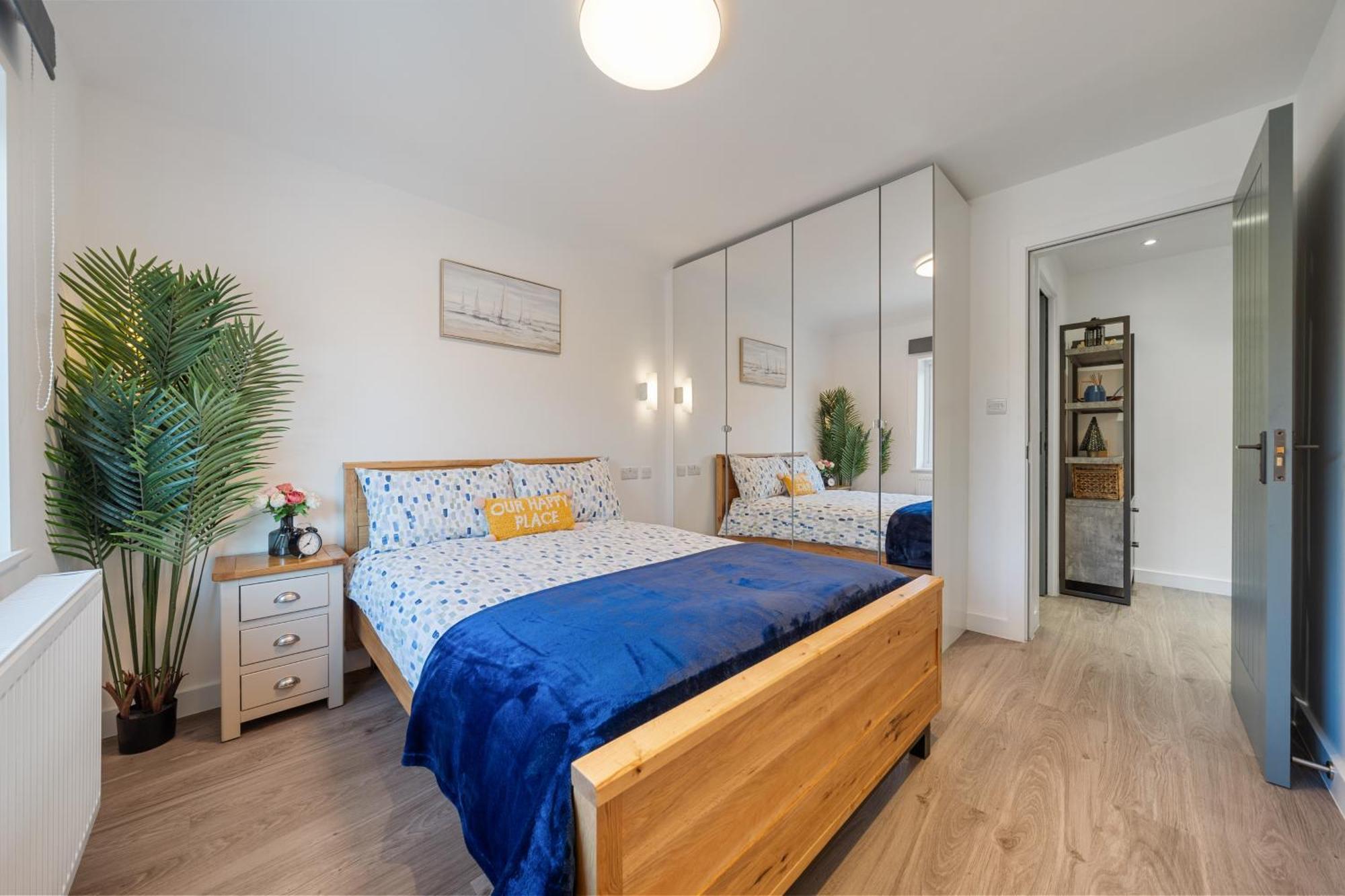Апартаменты Newly Refurbished 2 Bed Flat Милл-Хилл Экстерьер фото